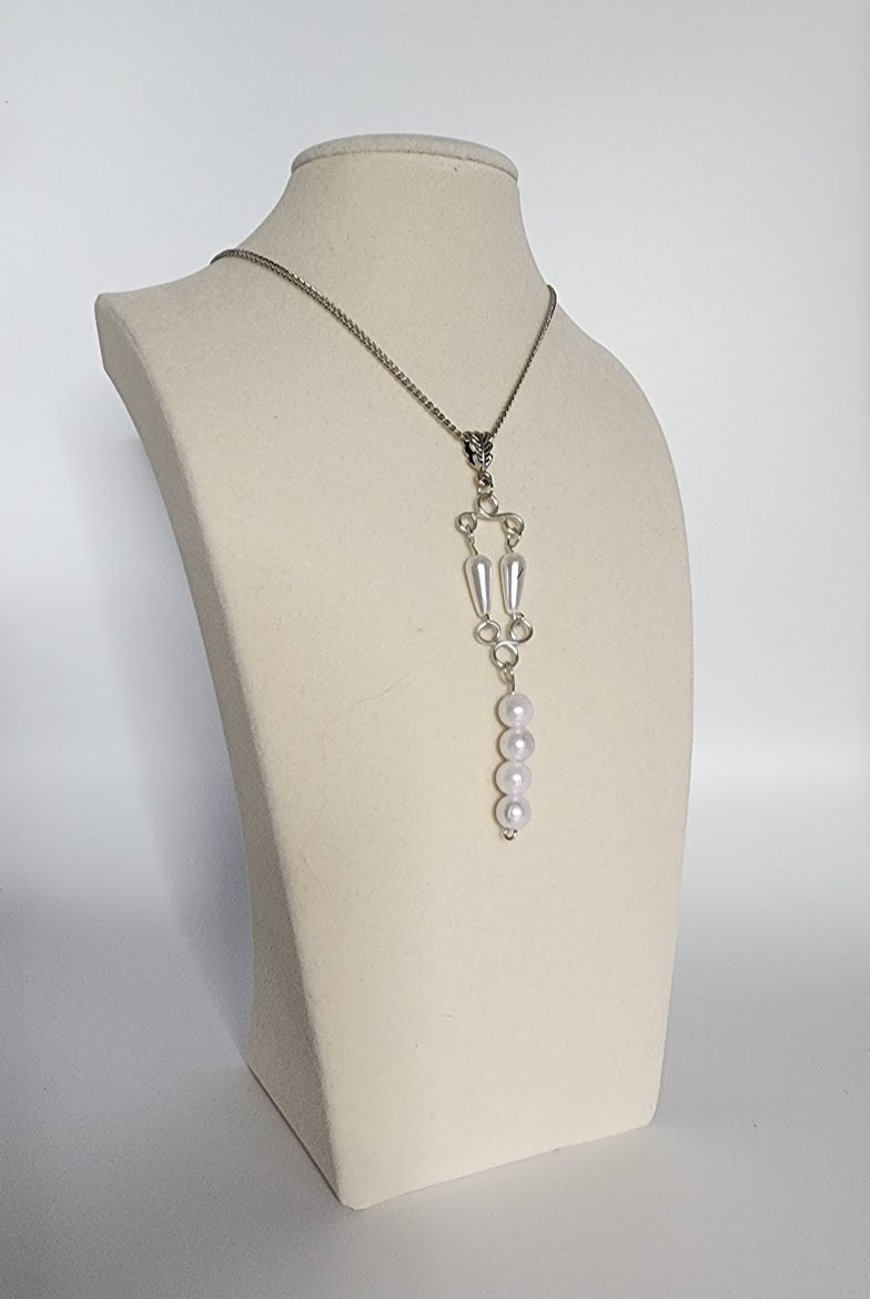 Elegance of Faux Pearls Meets Symmetry of Art Deco