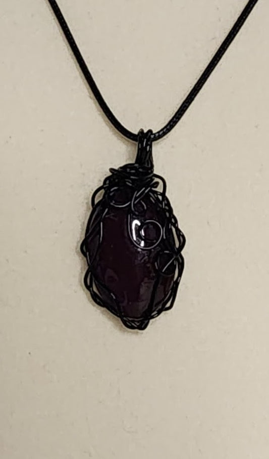 Dark Orb Wire-wrapped Pendant (Deep Purple/Black)